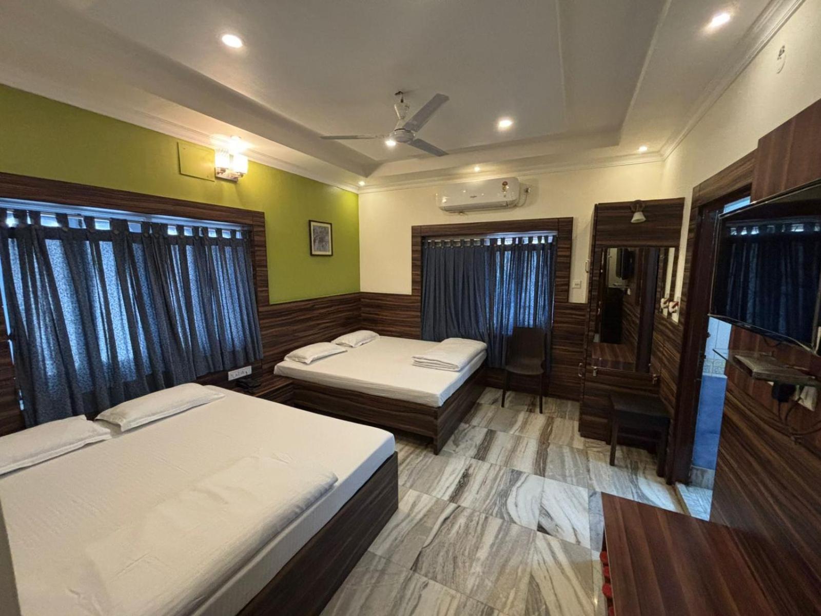 Om Sai Villa Guesthouse Kolkata Luaran gambar